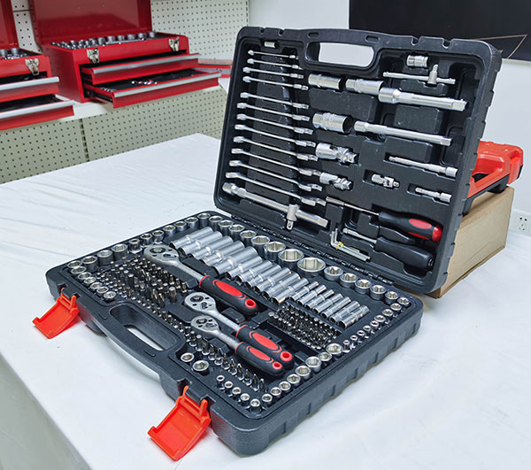 215Pcs Professional Mechanical Repair Socket Wrench Tool Set