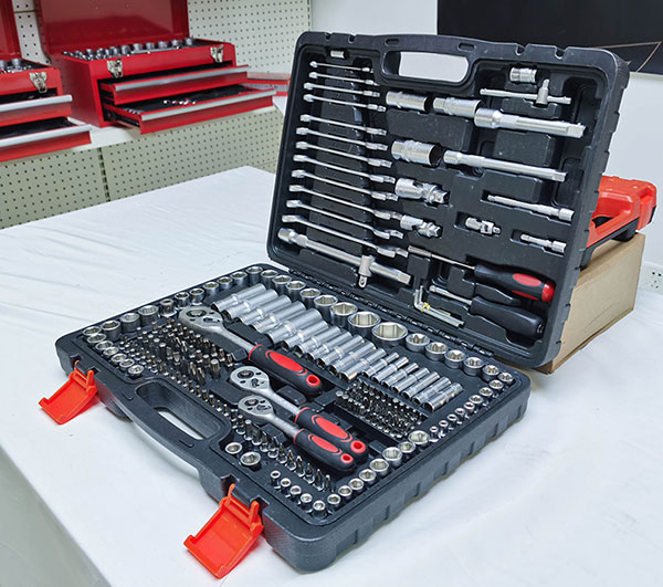 215Pcs Professional Mechanical Repair Socket Wrench Tool Set