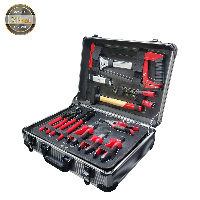 131PCS Hot Sale Aluminum Case With Tools Hand Tool Kits Multi Function