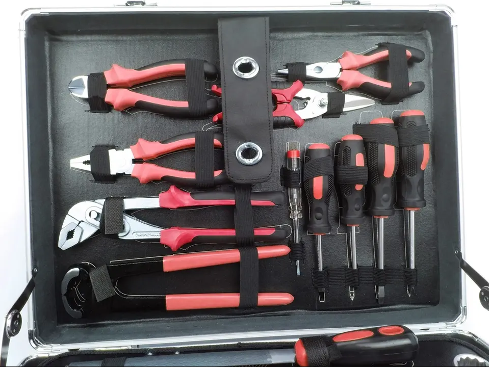 RTTOOL 127Pcs Aluminium Case Socket Wrench Tool Set Box