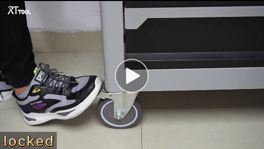 tool cabinet details display